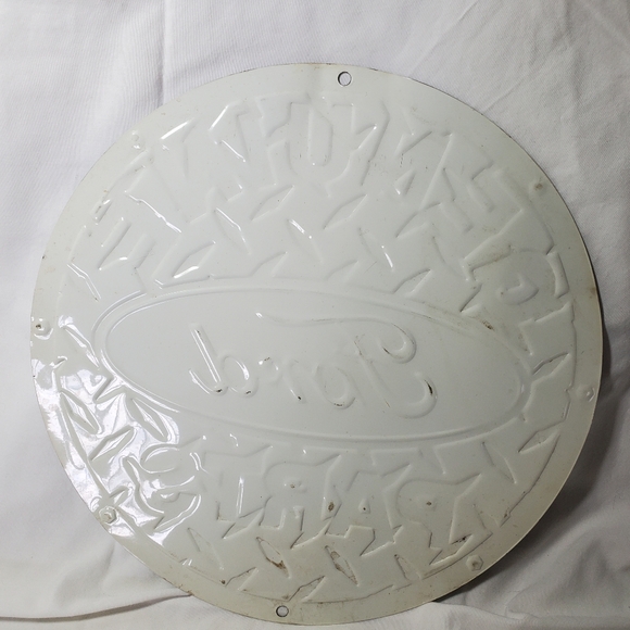 Ford Genuine Parts Retro Distressed Diamond Plate Metal Sign, 12" Diameter - Picture 3 of 3